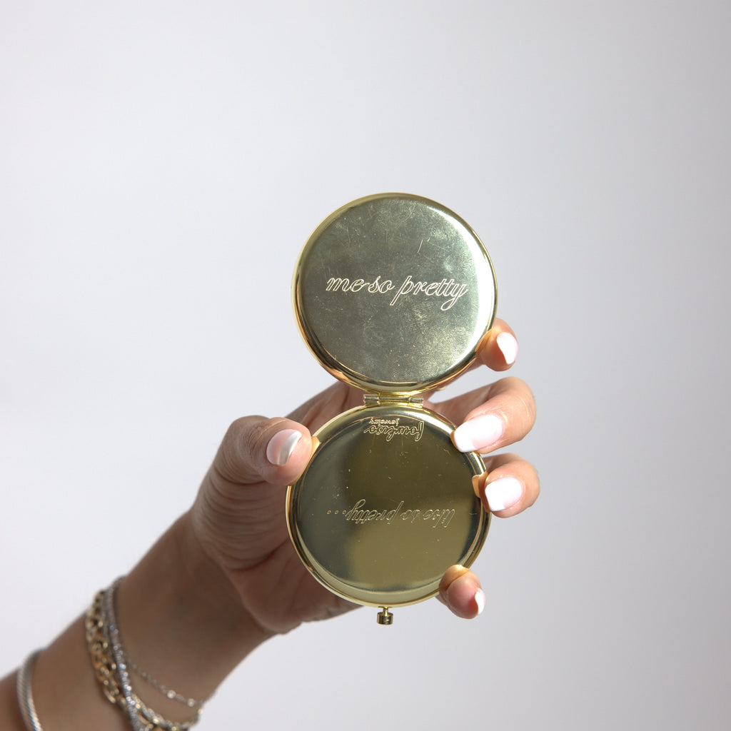 IT Girl Custom Compact
